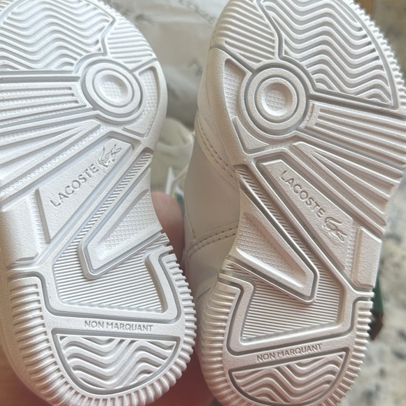 *NEW* LACOSTE TODDLER LINESHOT TENNIS SNEAKER WHITE 5.5 w/ BOX - Picture 7 of 8
